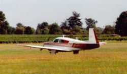 mooney_decol.JPG (10100 octets)