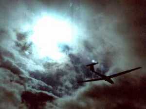 planeur_soleil.JPG (7229 octets)